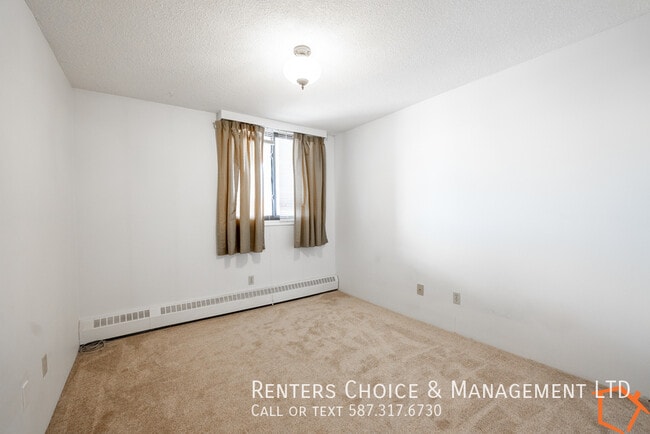 Photo - Downtown Condo with Gym & Parkade UTILITIES INCLUDED