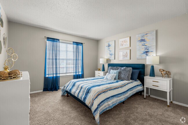 2BR, 1BA - 903 SF - Bedroom