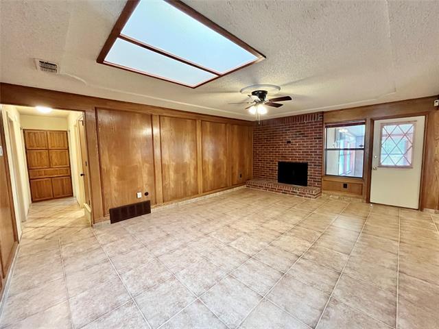 Photo - 3904 Woodbury Ct