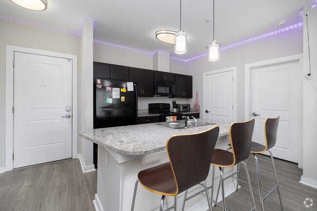 D2 - 4BR, 4BA - 1495SF - Kitchen