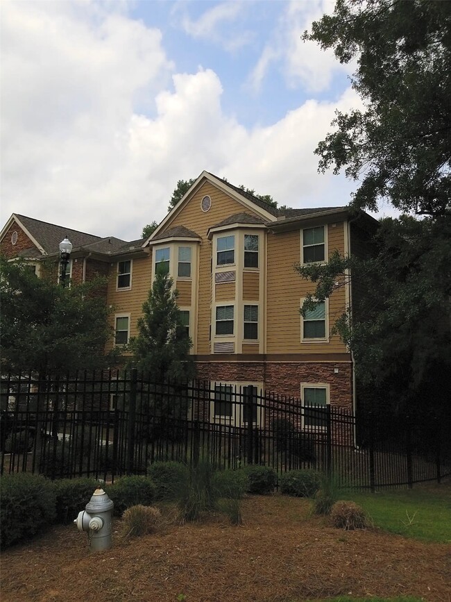 Building Photo - 4695 Redan Rd Rental