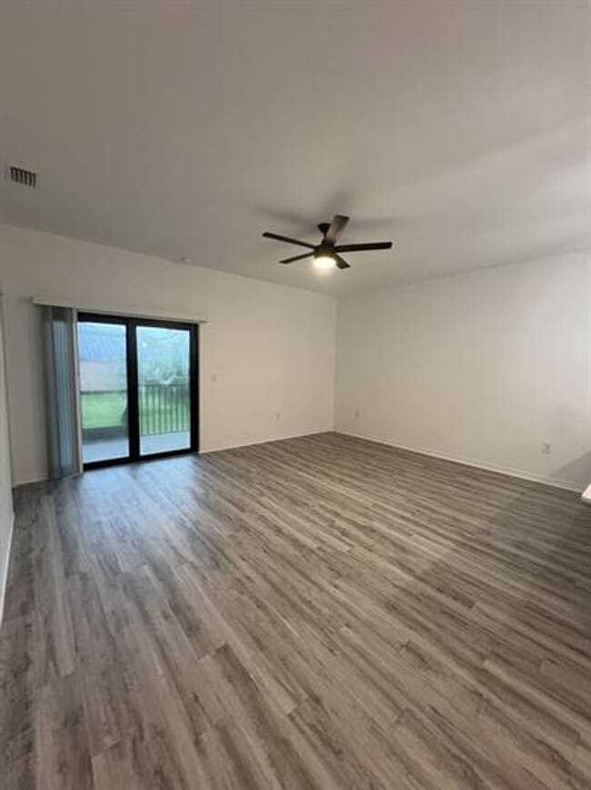 Photo - 4214 Santa Barbara Blvd