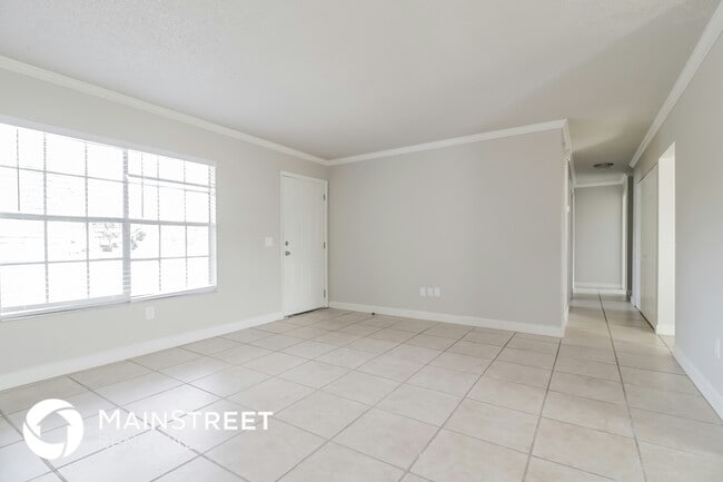 Photo - 1294 Dewar Ct NE