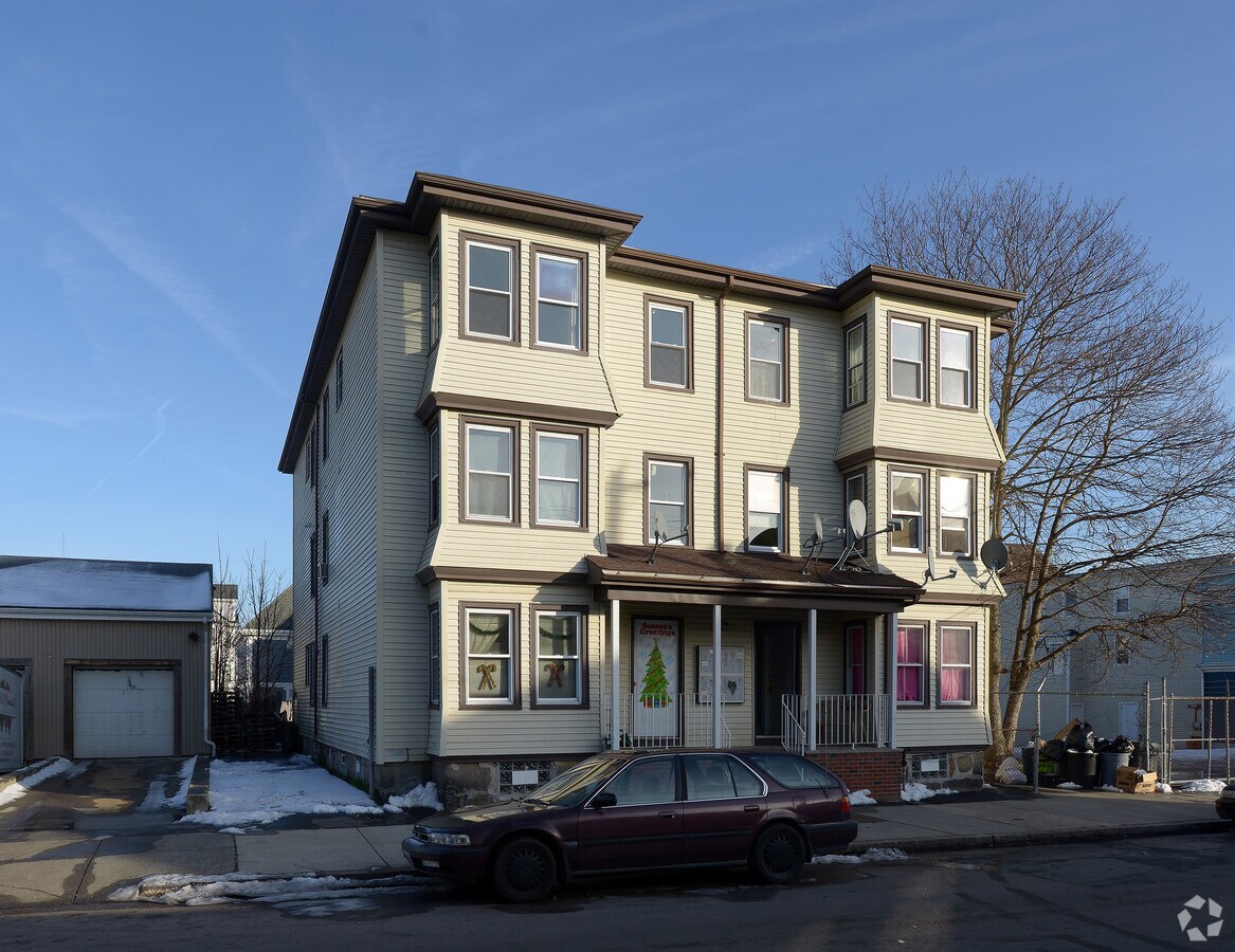 Photo - 438 Bolton St