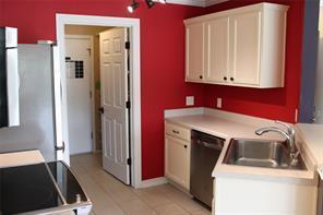 Photo - 1208 Brendon Lee Lane