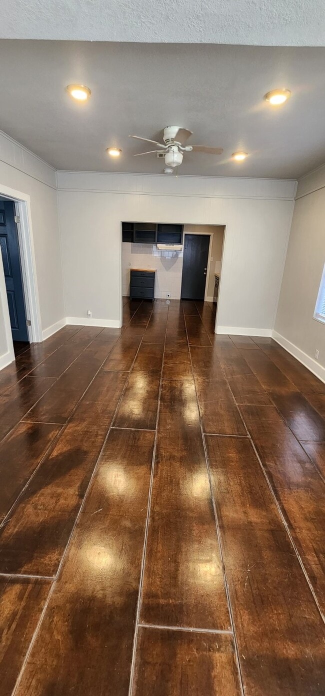 Photo - 950 Madison Ave