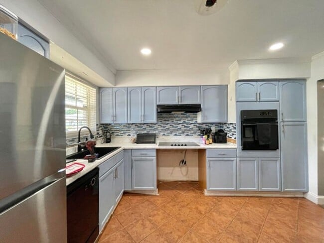 Photo - 1478 NE 56th St