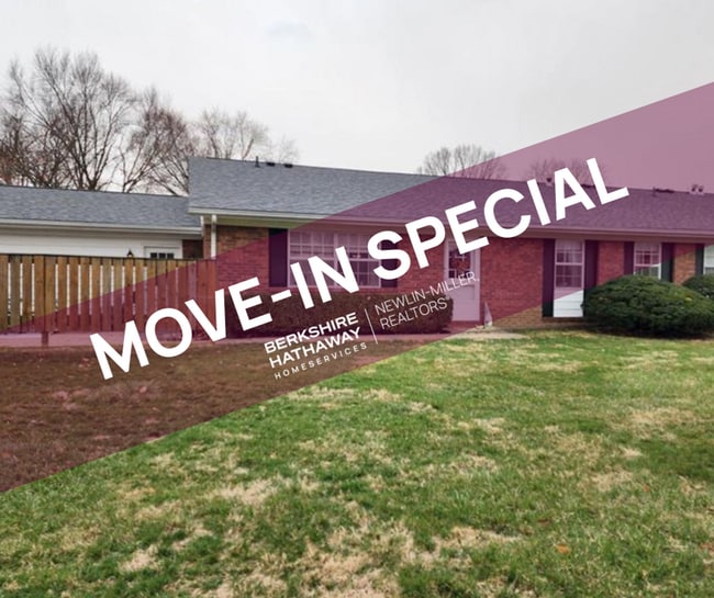 Building Photo - 112 Southglen Rd Unit #34 (B3-285)