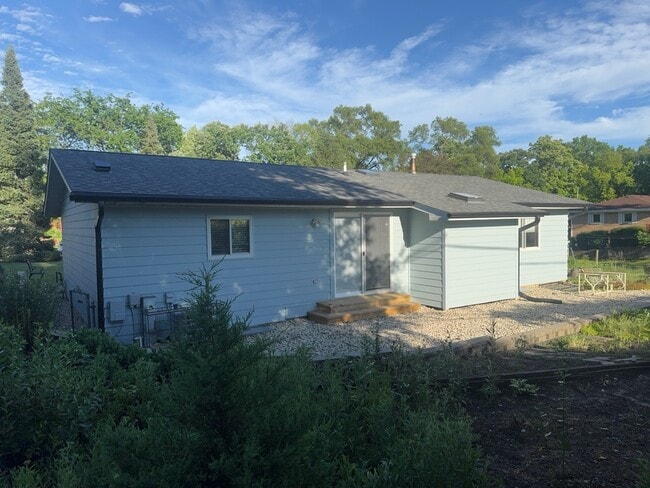Photo - 3829 Eastway Dr
