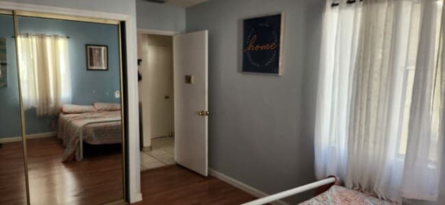 Photo - 901 De La Fuente St