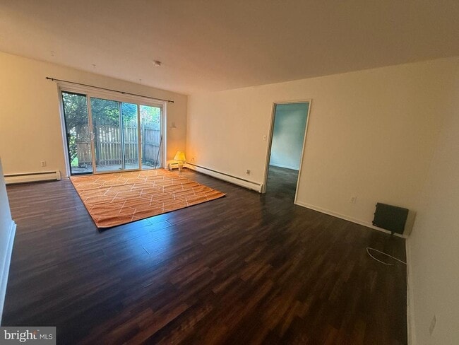 Building Photo - 412 N Wayne Ave Unit 104 Rental