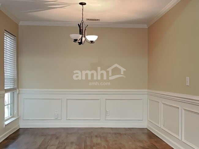 Photo - 134 Nandina Way