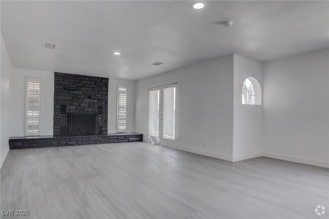 Building Photo - 501 National St Rental
