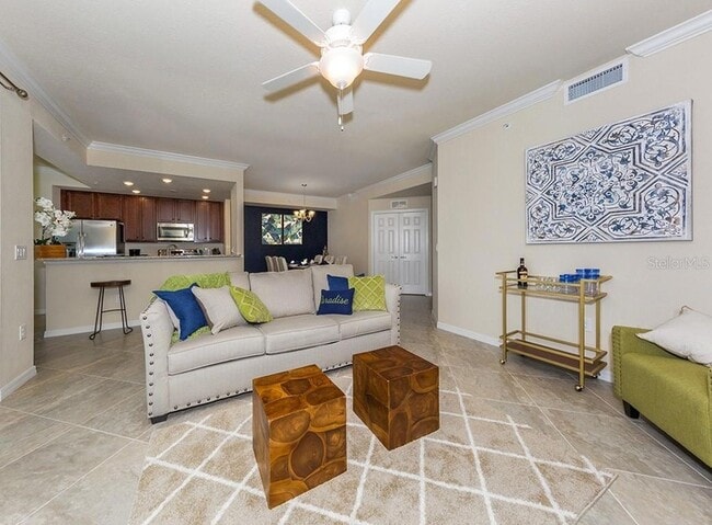 5548 Palmer Cir Unidad 103