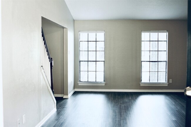 Photo - 4110 Valley Haven Dr