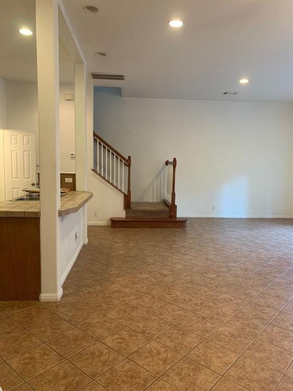 Photo - 1904 W 42nd St