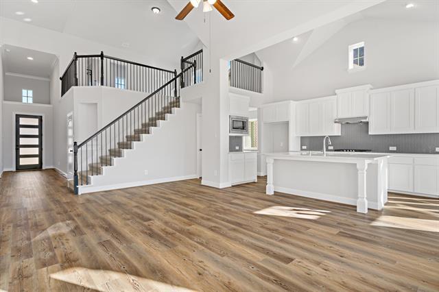 Photo - 124 Spanish Bluebell Dr