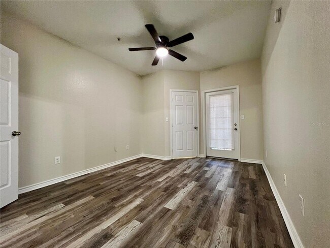 Photo - 4323 Bayside Village Dr Unit 202