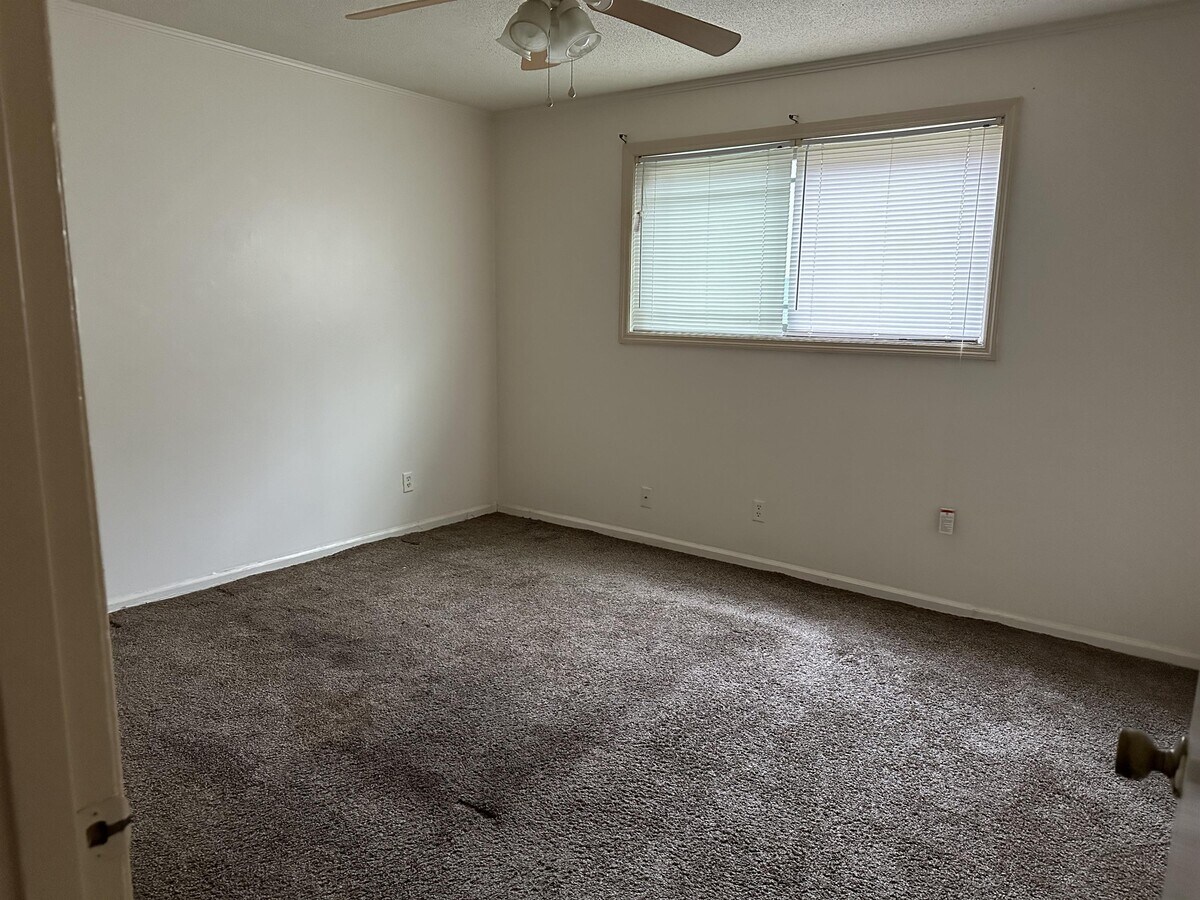 Photo - 411 Northside Dr