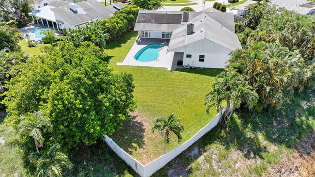 Photo - 1599 NW 14th Ave