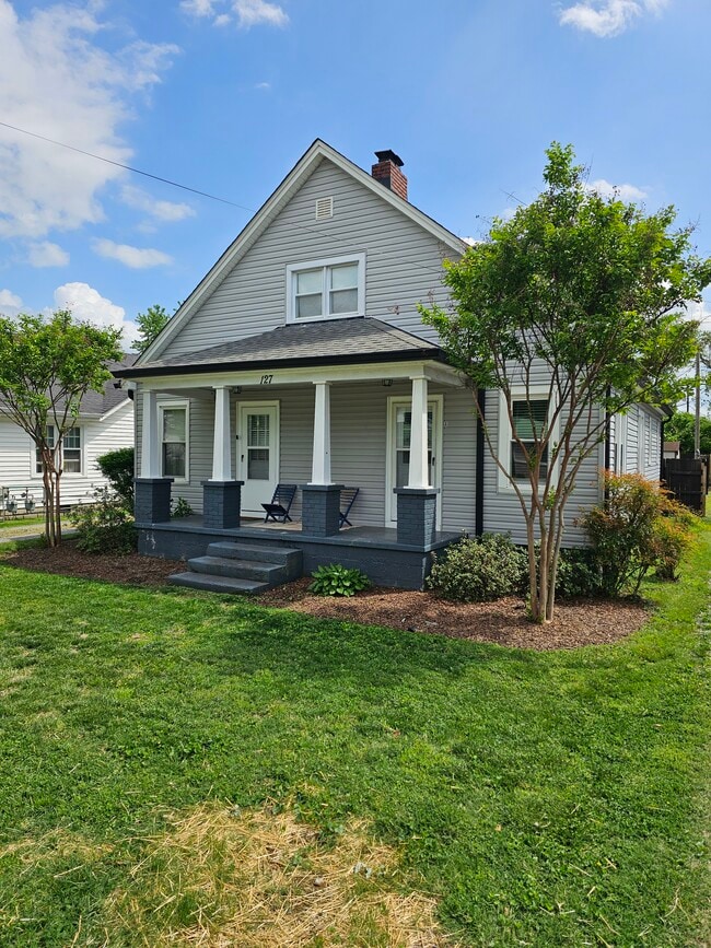 Building Photo - 127 E Park Ave Unit A