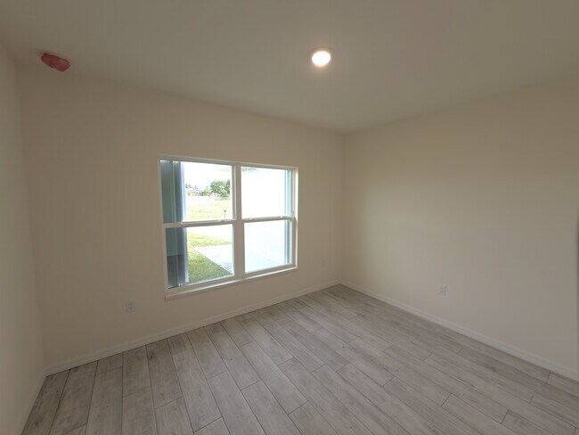 Photo - 2620 NW 8th Pl