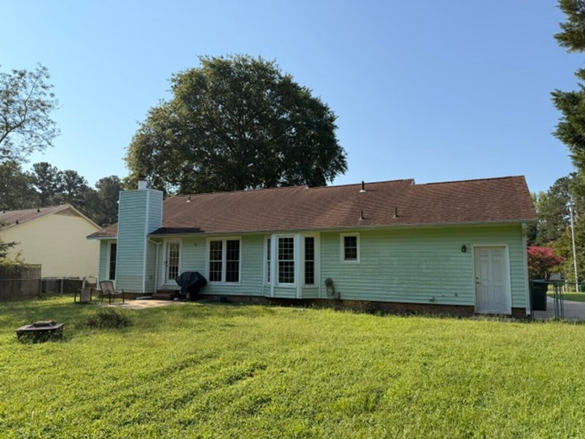 Photo - 6816 Woodmark Dr