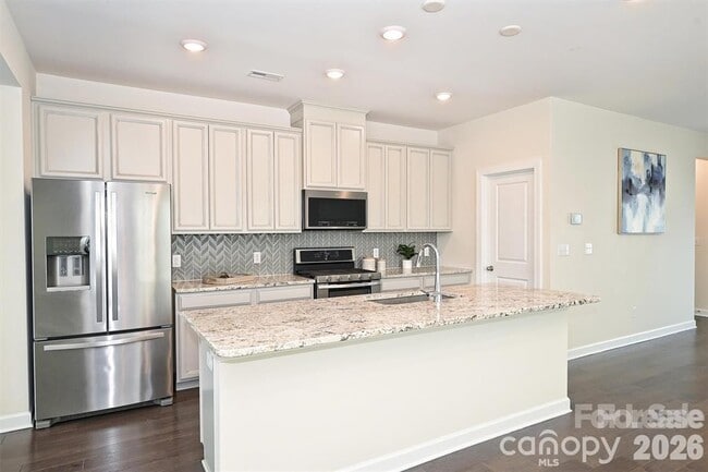 Photo - 2410 Arbor Loop Dr