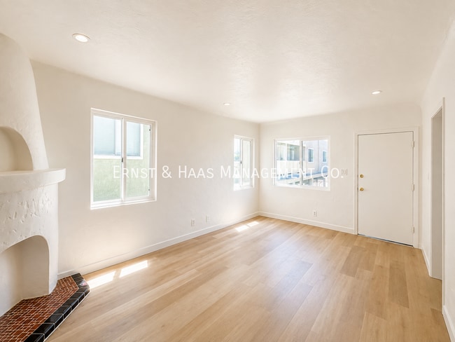 Photo - 1384 Junipero Ave
