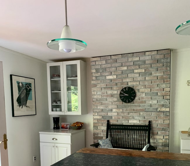 Building Photo - 267 Centre St