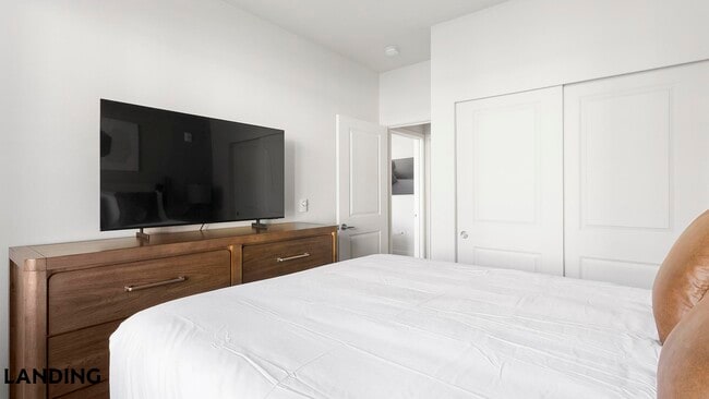 Photo - 17500 25th Ave NE Unit LL201