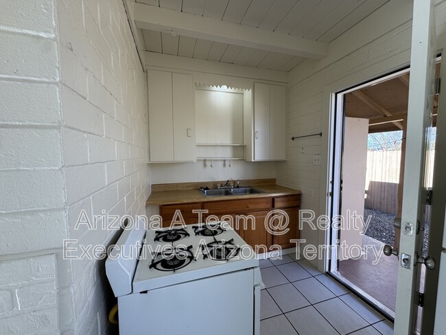 Photo - 2631 N Fontana Ave