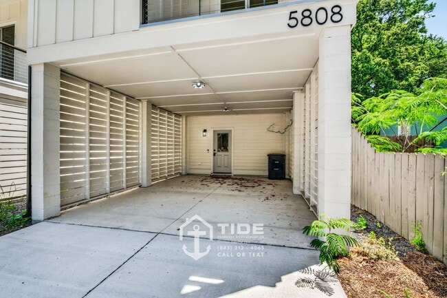 Photo - Modern Hanahan Living Near Park Circle