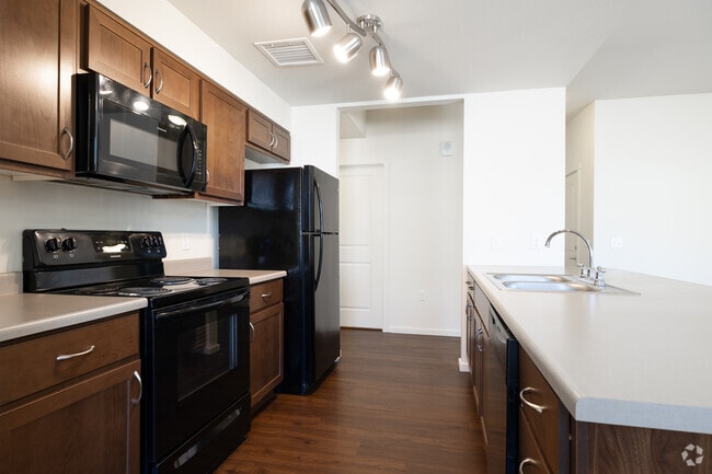 2HAB, 2BA - 966 ft²