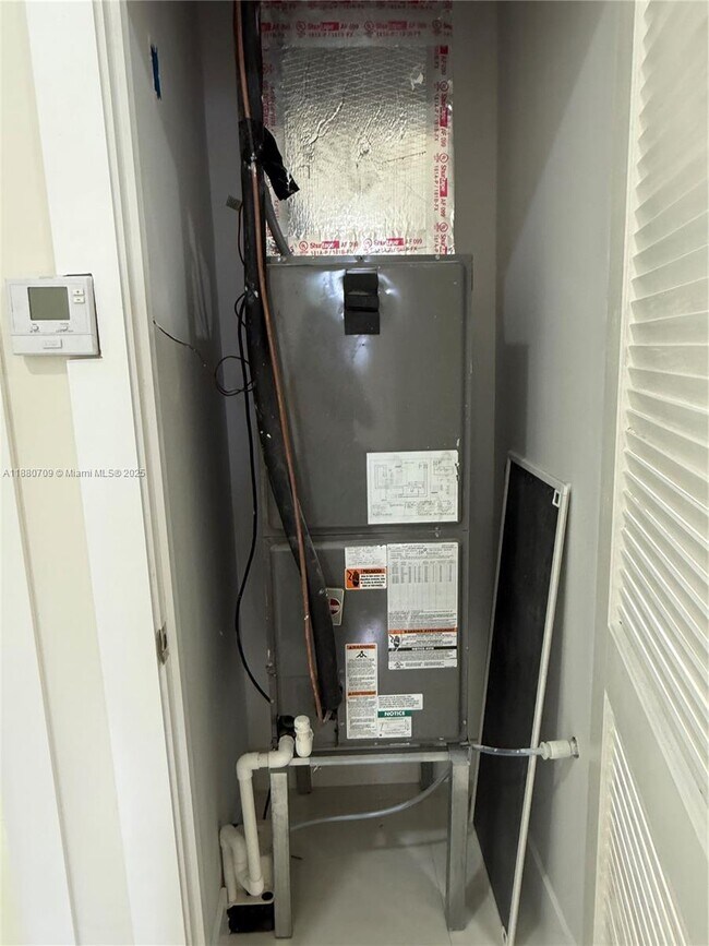 Photo - 559 NW 2nd St Unidad 2