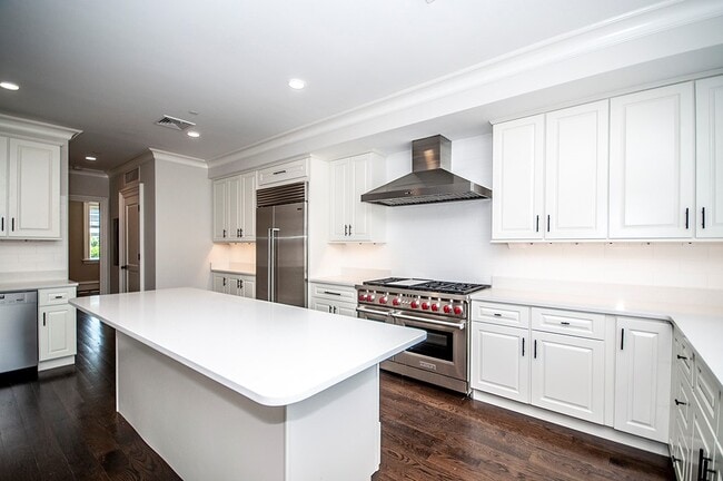 Photo - 11 Alton Pl Unit 3