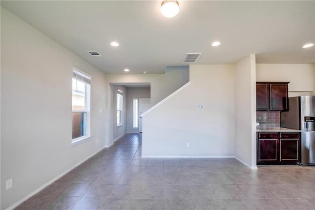 Photo - 226 Trailside Ln