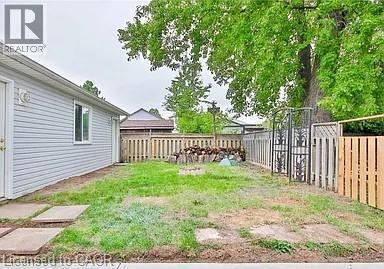 Photo - 549 Waterloo St