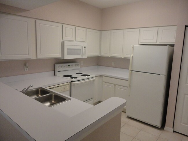 Photo - 2 Bedroom/2 Bat in Haile Village Center Unit Q-202