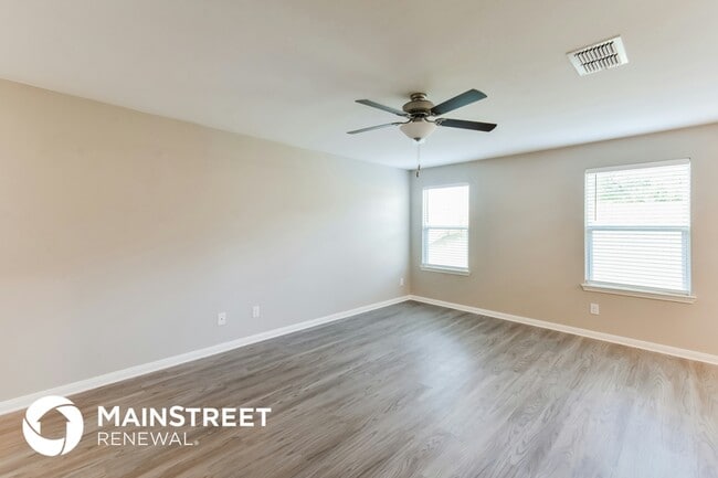 Photo - 6119 Lakefront