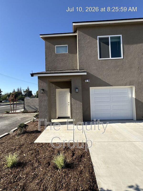 Photo - 723 S Pinkham St
