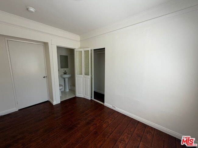 Photo - 2240 Crenshaw Blvd Unidad C