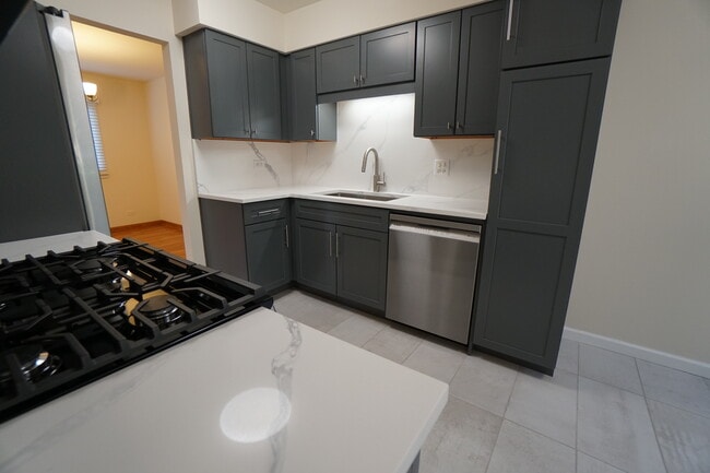 Building Photo - 1613 Leytonstone Dr Rental