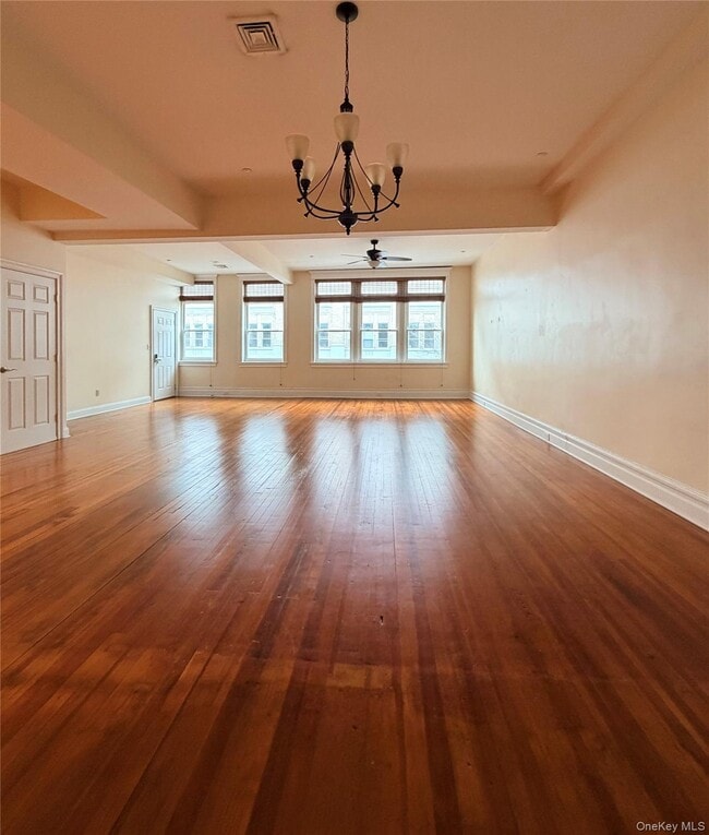 Building Photo - 337 Main St Unit 2F