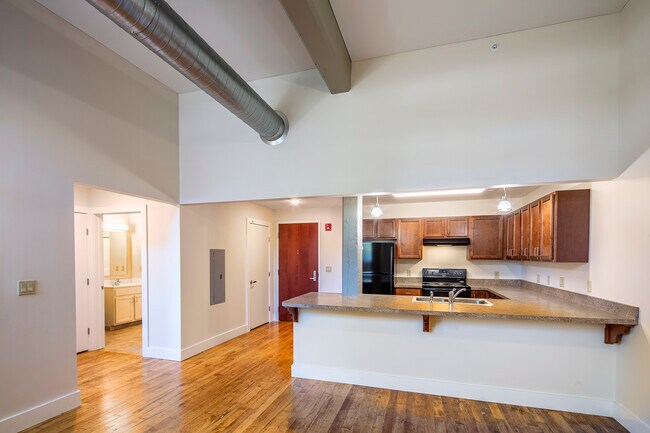 Photo - Harbor Street Lofts