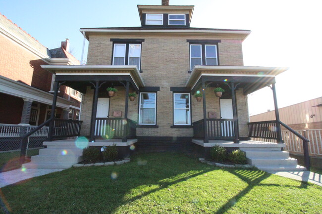 Vista frontal de la casa - 1249 E Long St Casa