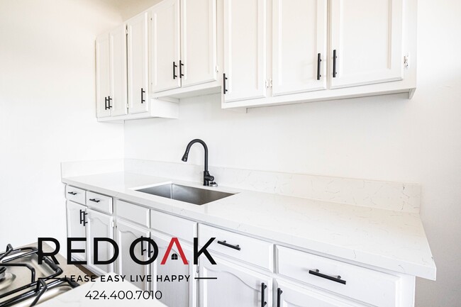 Photo - 706 N St Andrews Pl Unidad 207