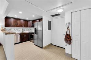 Photo - 257 S Cypress Rd