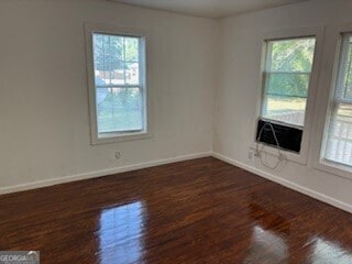 Photo - 720 Baker St