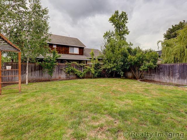 203 NE 55th Ave